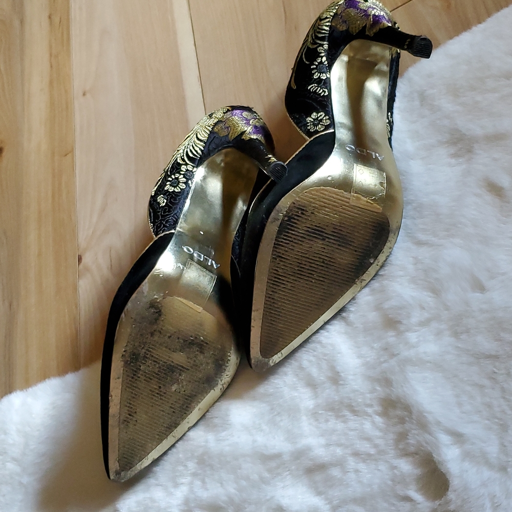 ALDO Pointed Toe Pump - Picture 3 of 6